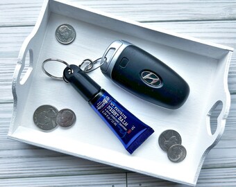 Bath and Body Works - Llavero para C.O. Bigelow Lip Gloss - Soporte de bálsamo labial - Llavero de soporte Chapstick - Guardián de bálsamo labial -Llavero de bálsamo labial