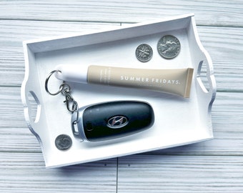 Gorra de llavero de los viernes de verano - Soporte de bálsamo labial - Bálsamo labial llavero - Guardián de bálsamo labial - Llavero de brillo labial - Accesorios de llavero para brillo labial