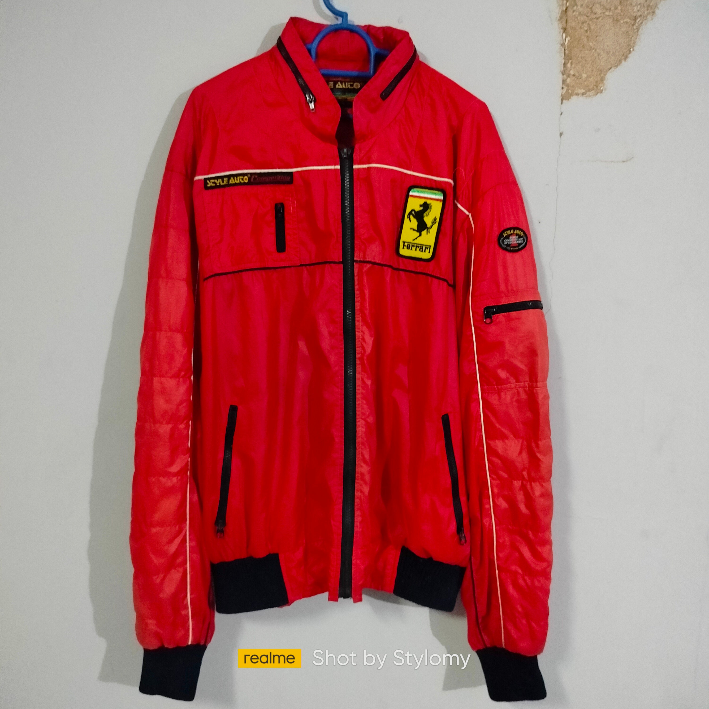 Vintage 80s Ferrari F1 Style Auto Racing Red Black Cafe Vintage 80s Ferrari F1 Style Auto Racing Red Black Cafe
