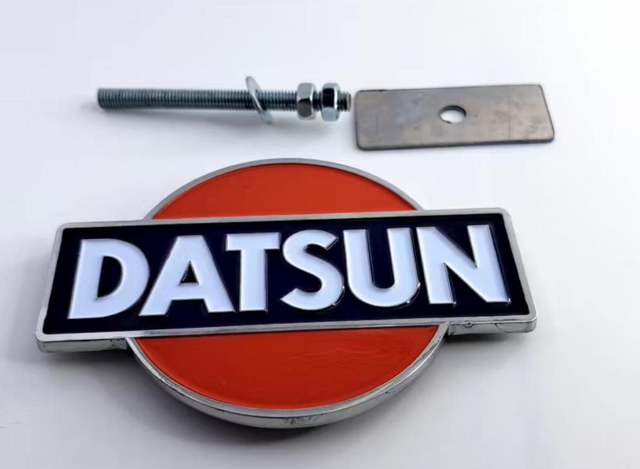 Datsun emblem - Etsy 日本
