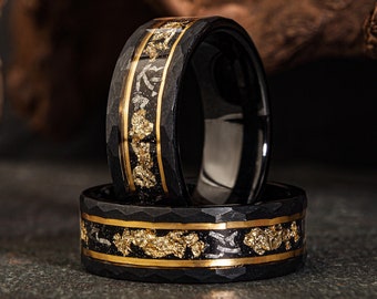 Bande de feuille d’or martelée de météorite, bague de mariage pour hommes, bague de mariage martelée noire, bague en tungstène, bague en or écrasé, bague brossée martelée