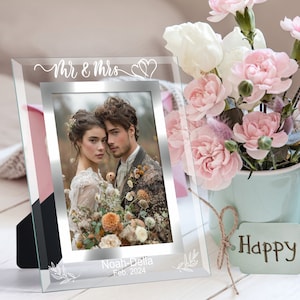 Personalized Glass Wedding Photo Frame for Couples, Custom Wedding Gift, Picture Frame 4x6 5x7, Bridal Shower Gift for Bride, Gift for Her