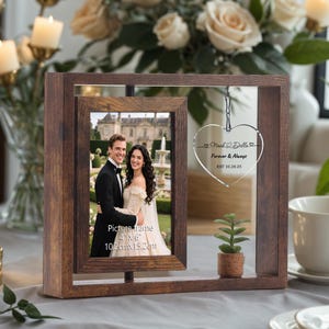 Cadre photo de mariage en bois personnalisé, cadeau de mariage personnalisé avec noms de couple, cadeau de shower de bébé pour la mariée, cadeau pour elle et lui