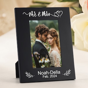 Marco de fotos de boda personalizado de 4 x 6 pulgadas, regalo de aniversario para parejas, marco de compromiso, diseño de hojas en blanco y negro.