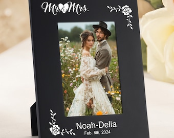 Personalized Wedding Photo Frame 4x6, Custom Picture Frame, Anniversary Gifts for Couples, Engagement Frame, Rose Design Black White Frame