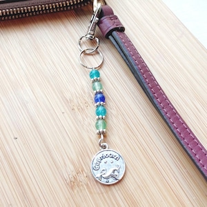Llavero personalizado con cuentas de Capricornio, dije de cristal personalizado para bolso, accesorio de billetera con temática de astrología y horóscopo, cumpleaños de diciembre