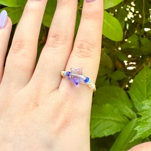 dainty wire wrapped beaded star ring, whimsical celestial jewelry, unique witchy boho accessory, silver stackable band mini star charm