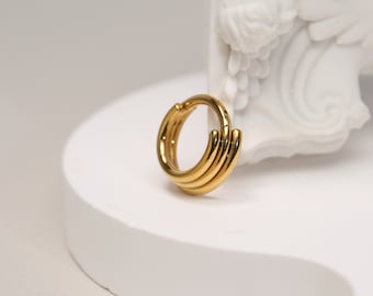 Triple Stacked Septum Clicker Ring    - Nose Ring - 316L Surgical Steel -16G 8/10mm - Seamless Clicker Ring