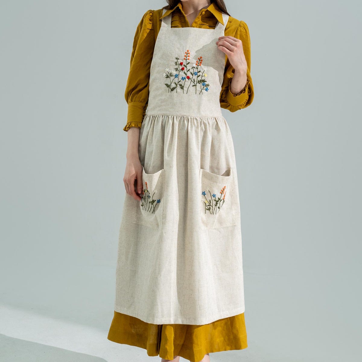 100% Pure Linen Apron, Hand Embroidered Apron Women, Flower Garden Embroidered Apron, Gardening Apron, Kitchen Apron - Etsy