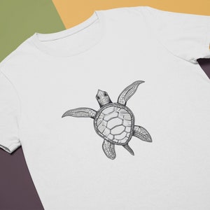 Sea Turtle Shirt / Turtle Gift for gamers / Line Art / Cute Animal Lover TShirt