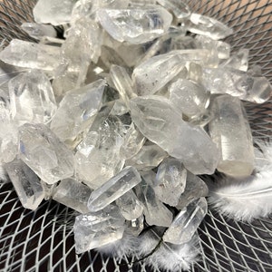 Rock crystal - raw stone - AB