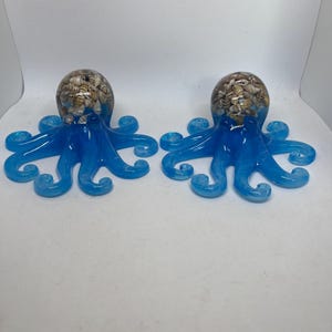 Sea shell octopus resin figurine