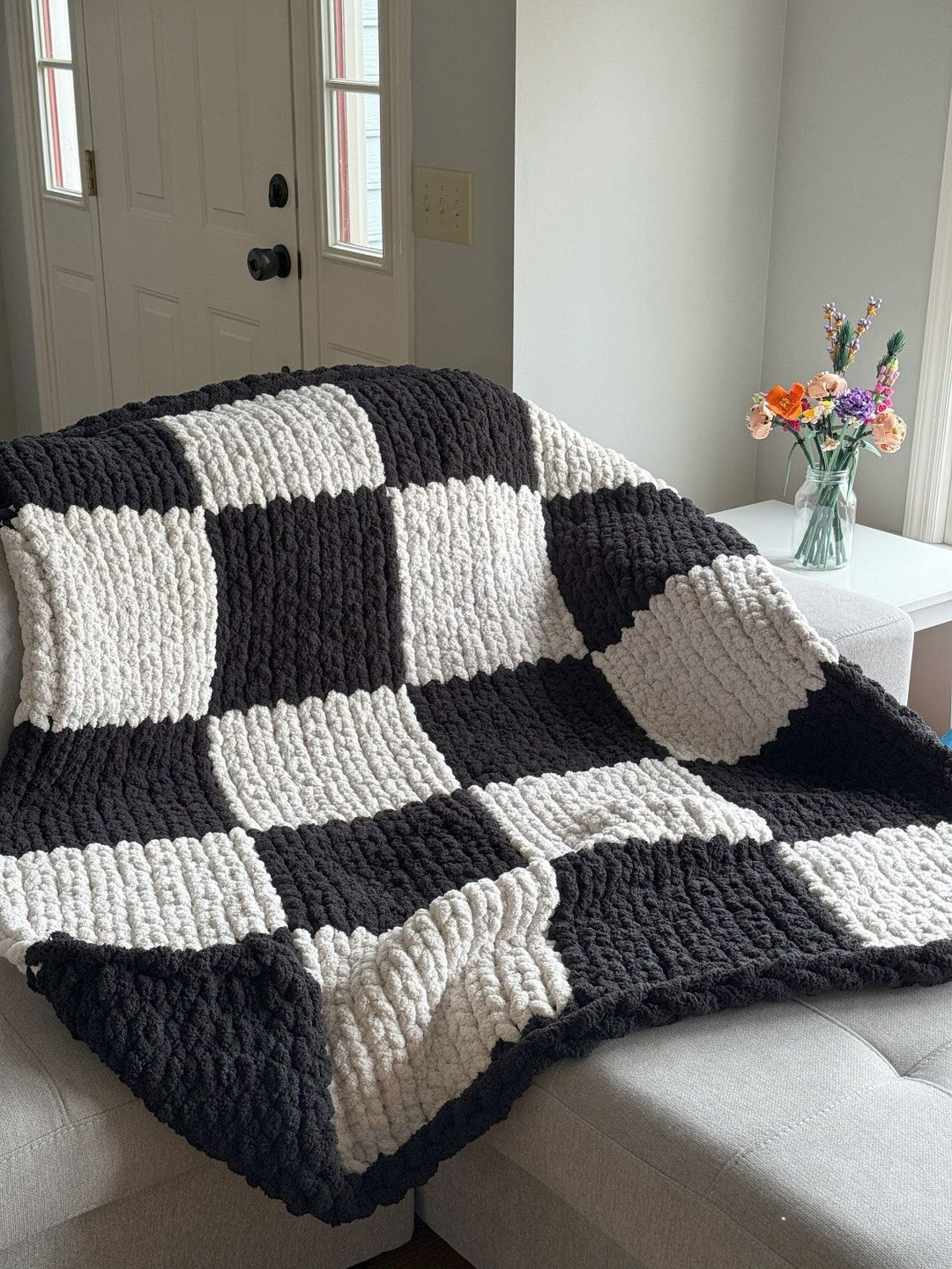 Knit Checkered Blanket main image 0