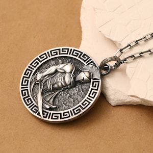 Silver Spartan Warrior Mens Necklace Greek Spartan Necklace for Men in Silver, Mens Warrior Pendant, Leonidas Pendant, Husband Gift Neckalce