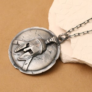 Silver Men&#39;s Spartan Helmet Necklace, Spartan Warrior Jewelry, Warrior Necklace Gift for him, Boyfriend Gifts, Oxidized Mens Accessory