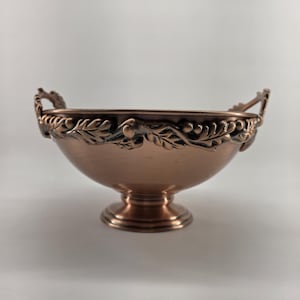 Vintage Copper Footed Fruit Bowl with Handles & Oak Leaves Decoration 10.25 x 5.75