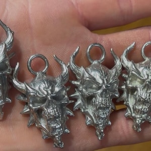 Handgemachter Teufel Kopf Anhänger Schmuck Horror