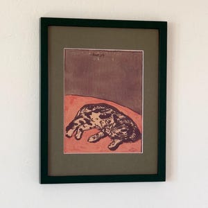 1865 "Cat" von Georges Lemmen Dunkelgrüner Rahmen Monochromes Grün Kunst Matte Giclee Fine Art Print Illustration Raute Katze Rot Grünes Calico Art