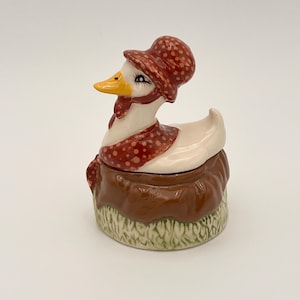 Vintage Ceramic Duck Nesting Dish, Cute Duck Dresser or Nightstand Jewelry or Trinket Holder Goose Duck Home Decor Gift Small