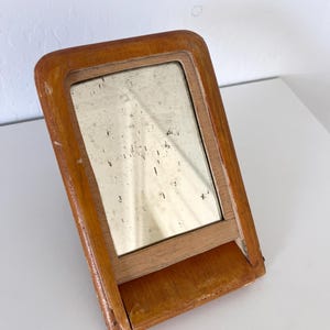 Antique Wood Mirror with Folding Design Solid Wood Dresser Patina Mirror Vintage Small Mirror Bedroom Bathroom Home Old World Decor Jewelry