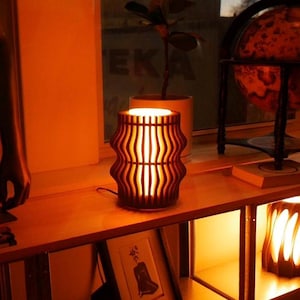 WIKR Table Lamp