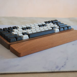 60% Keyboard wooden wrist rest