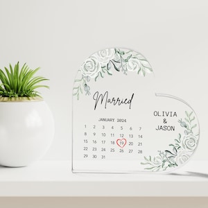 Personalized Wedding Gift, Married Calendar Acrylic Plaque, Wedding Gift For Couple, Married Plaque Gift For Couple, Wedding Keepsake Gift