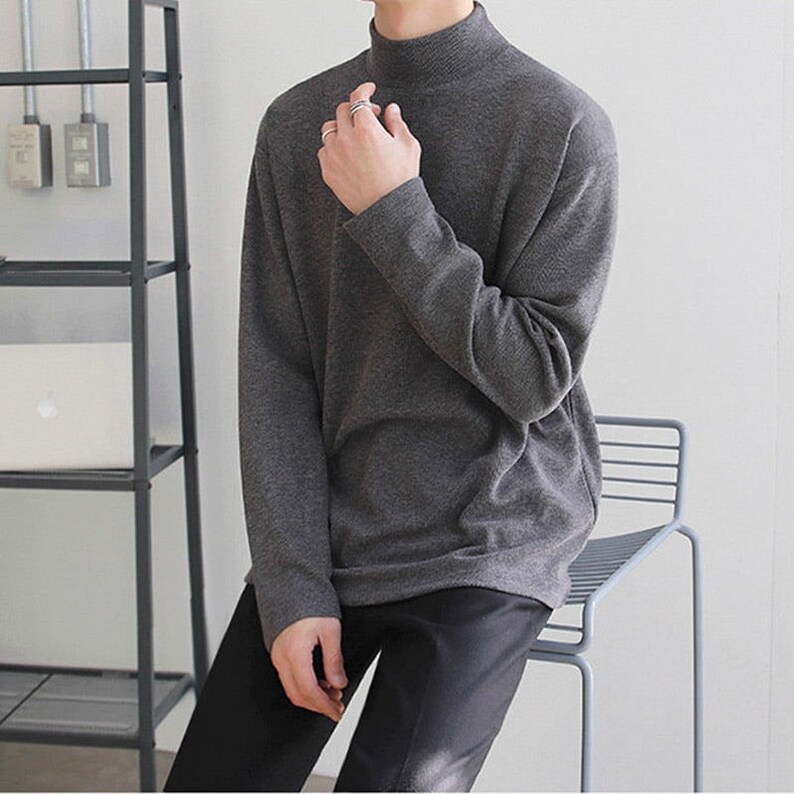 VogeLuxe | Men’s Sleek Fitted Turtleneck Sweater
