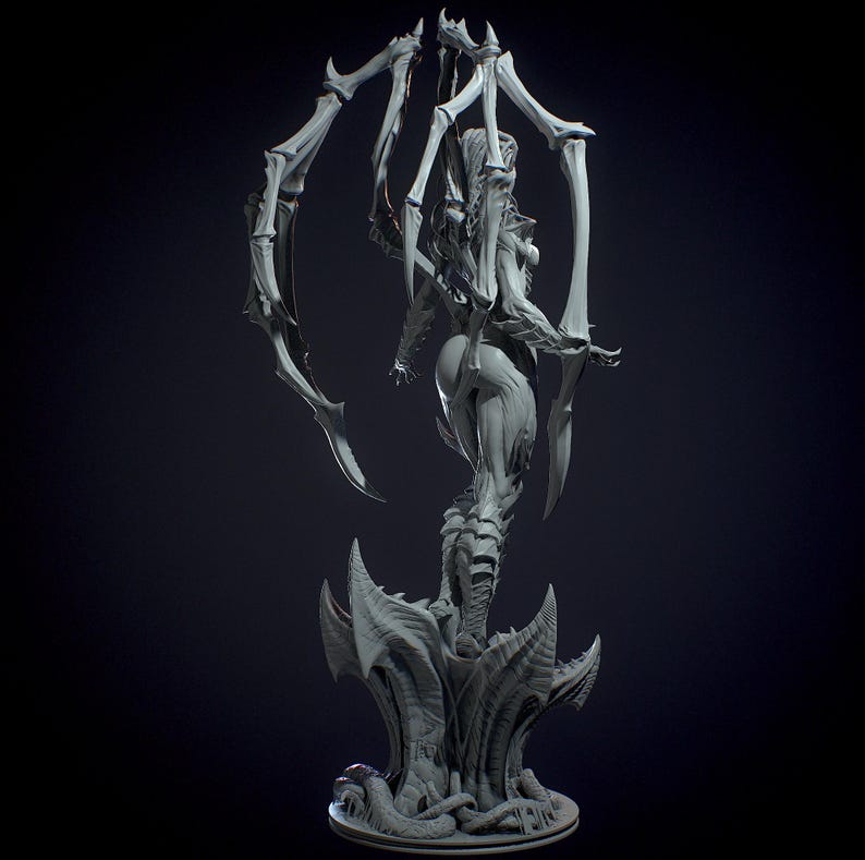 Alien Swarm Queen Custom 3D Printed Resin Statue Sci Fi Monster Figure ...