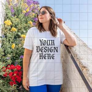 White Comfort Colors 1717 Mockup C1717 Lifestyle Mock Tshirt Streetwear Mockup Pinterest Aesthetic Influencer Mockup Trendy Y2k Summer Shirt