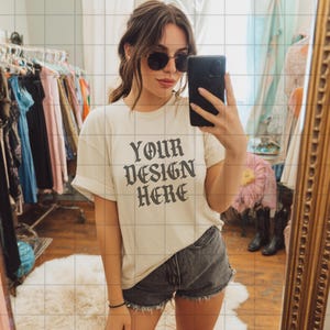 Ivory Comfort Colors 1717 Mockup C1717 Lifestyle Mock Tshirt Streetwear Mockup Pinterest Aesthetic Influencer Mockup Trendy Y2k Summer Shirt