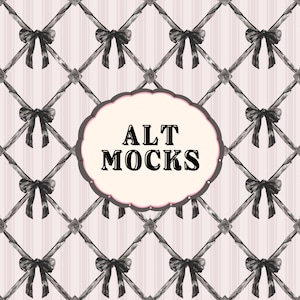 以下が含まれることがあります： 黒と白のパターンで構成された背景に、黒い縁取りのある白い楕円形があり、その中に黒い文字で「ALT MOCKS」と書いてあります。