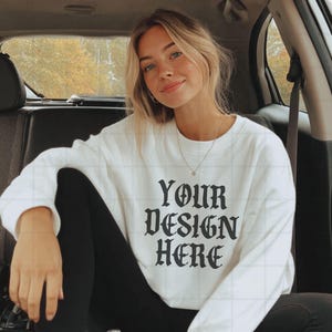 White Gildan 18000 Sweatshirt Mockup G18000 Lifestyle Mock Streetwear Mock up Pinterest Aesthetic Influencer Mockup Trendy Oversized Y2k G18