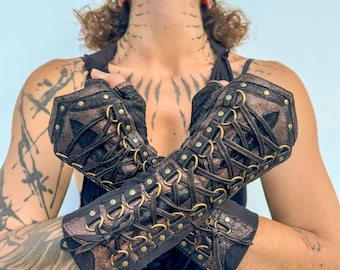 Wander Wild leather gloves