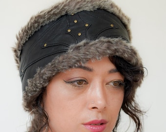 Venus Wrap leather hat