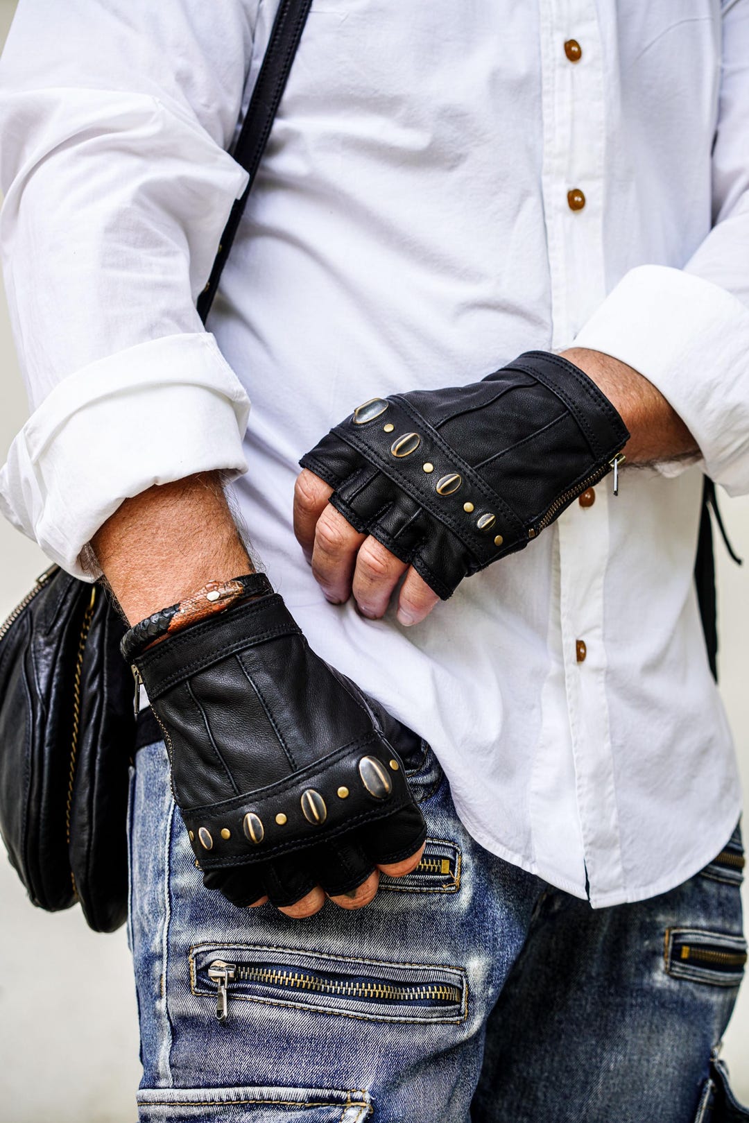 rude gallery OUTSIDERS LEATHER GLOVE 小物