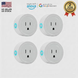 Pode incluir: Um conjunto de quatro tomadas inteligentes circulares brancas, cada uma com uma tomada elétrica padrão de três pinos na frente e um botão de energia com uma luz indicadora azul na lateral. Compatíveis com Alexa e Google Assistant.