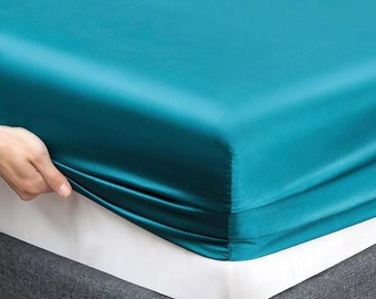 Decoware Gloss satin fitted sheet - Petrol