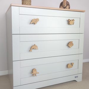 Ocean animal nursery drawer handles | sea life nursery decor | sea life drawer knobs | drawer pulls | oak drawer knobs | kids bedroom decor