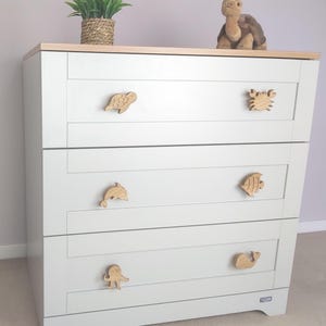 Ocean animal nursery drawer handles | sea life nursery decor | sea life drawer knobs | drawer pulls | oak drawer knobs | kids bedroom decor