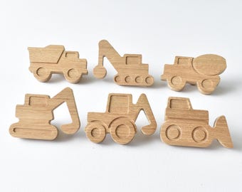 Juego de 6 pomos para cajones con diseño de vehículos de construcción - Tiradores de madera con forma de excavadora - Tiradores para cómodas infantiles - Pomos para armarios de guardería - Decoración de dormitorio con temática de camiones