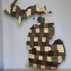Mapa de madeira do estado de Michigan, decoração de mapa de madeira feito à mão, mapa de madeira personalizado de Michigan, decoração exclusiva para casa, presente para moradores de Michigan, mapa rústico de Michigan
