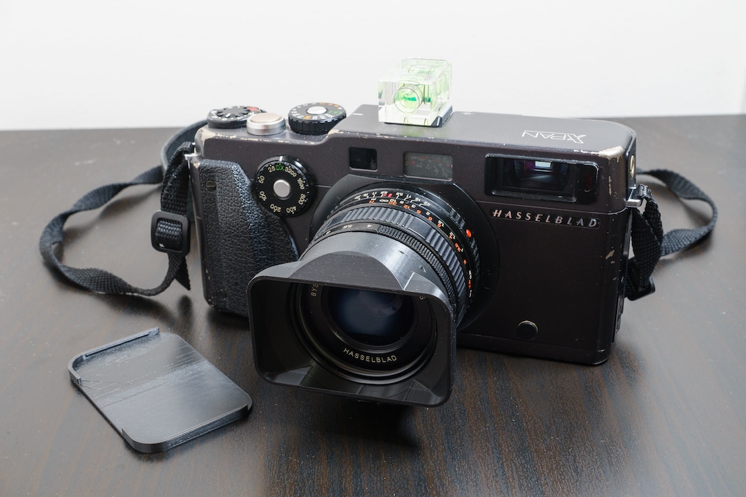 Hasselblad Xpan/ Fuji TX1 45mm & 90mm Lens Hood/ Lens Shade Hasselblad Xpan/ Fuji TX1 45mm & 90mm Lens Hood/ Lens Shade