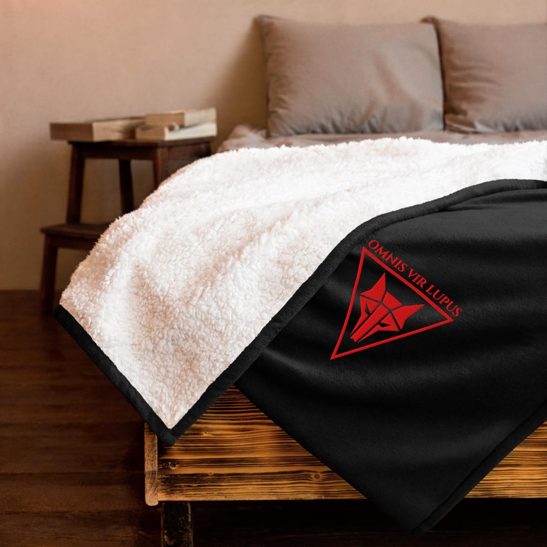 Red Rising Embroidered Red Rising Premium Embroidered Sherpa Blanket: Omnis Vir Lupus Howlers ...