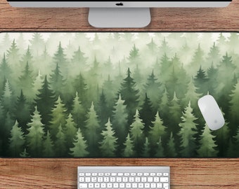 Tappetino da scrivania Misty Pine Forest, tappetino da scrivania Cottagecore per gli amanti della natura, tappetino da scrivania Forest Nature, tappetino per mouse da gioco XXL con paesaggio forestale