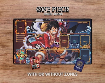 Könnte beinhalten: Eine rechteckige One Piece Card Game Spielmatte mit einer zentralen Illustration von Monkey D. Luffy in einem roten Hemd und Strohhut. Die Matte enthält markierte Bereiche für Life, Character Area, Leader Card, Stage Card, Deck und Trash.