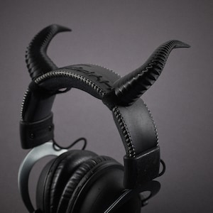 Demon Horns Stirnband für Kopfhörer - Cosplay & Streamer Accessoires, Version 2 Stylisches Gaming Kostüm Kostümhörner