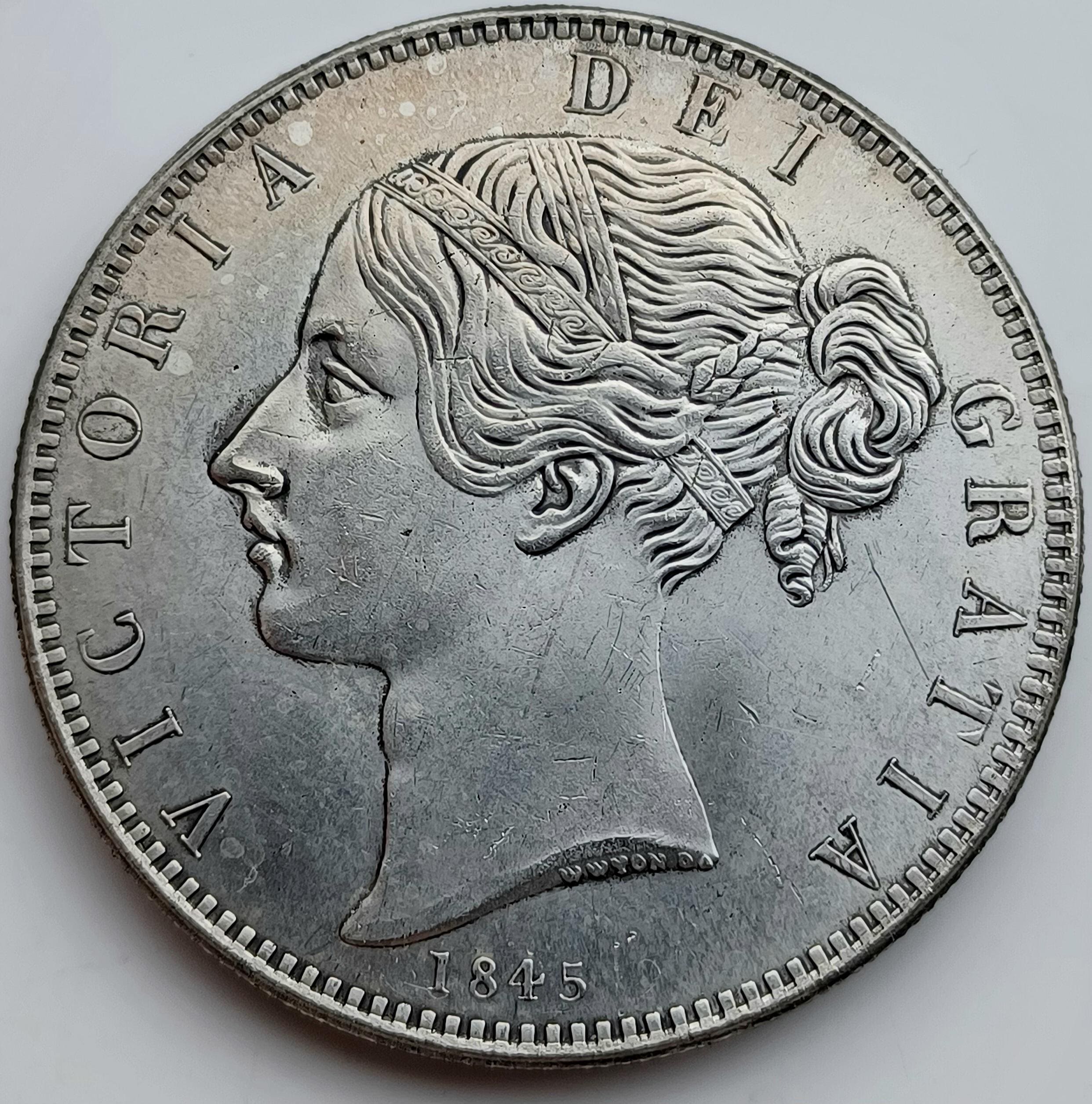 1845年 ヴィクトリア女王 ヤングヘッドクラウンコイン コレクター向け