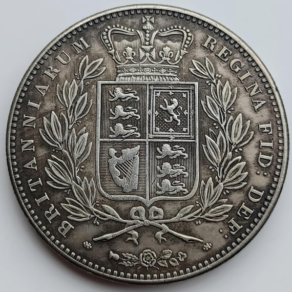 イギリス　クラウン銀貨（1847年）ヴィクトリア女王ヤングヘッド 1847年 ヴィクトリア女王 ヤングヘッドクラウンコイン