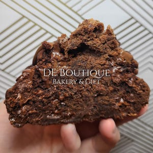 Delicious Molten | Brownie cookie | Nutella cookie | Chocolate cookie | NY Style cookies | Gourmet cookies | Large Bakery style cookie | NY